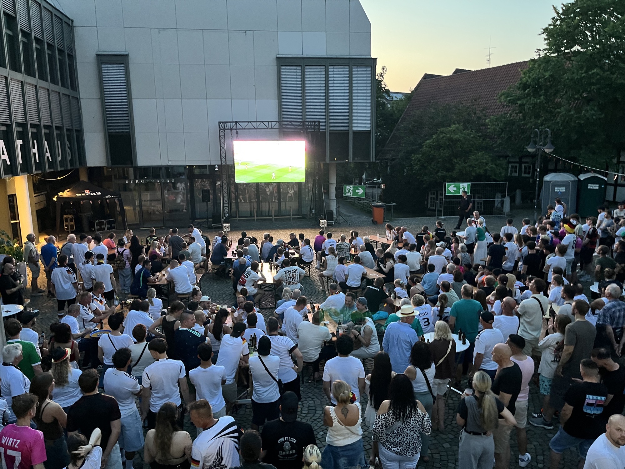 Public Viewing WM 2026 &mdash; Elfenbeink&uuml;ste Spieltag